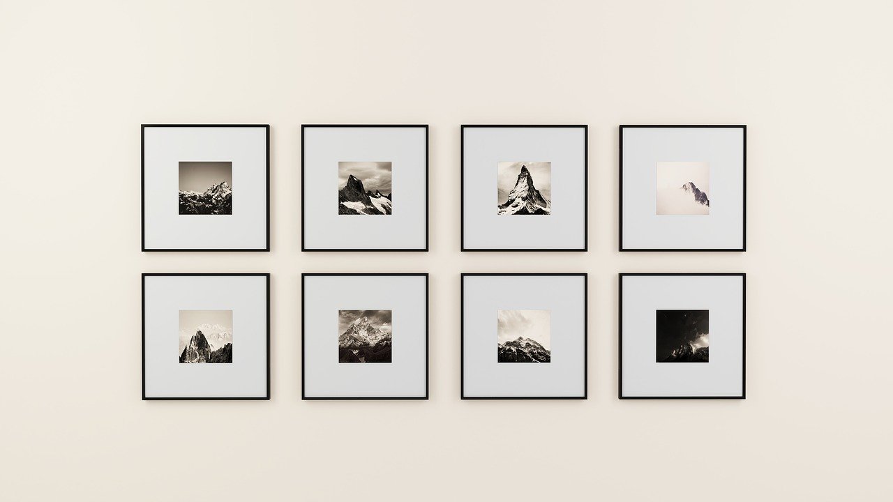 How to create a picture gallery in your home?