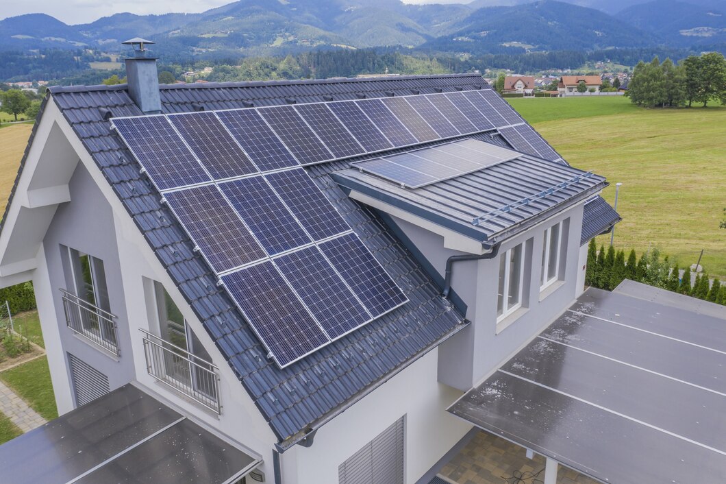 Understanding the benefits of solar panel installation on your roof